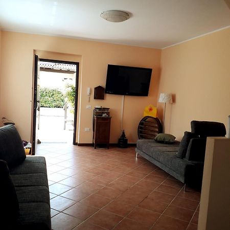 Beb Ulivo Bed & Breakfast Santa Giuletta Exterior photo